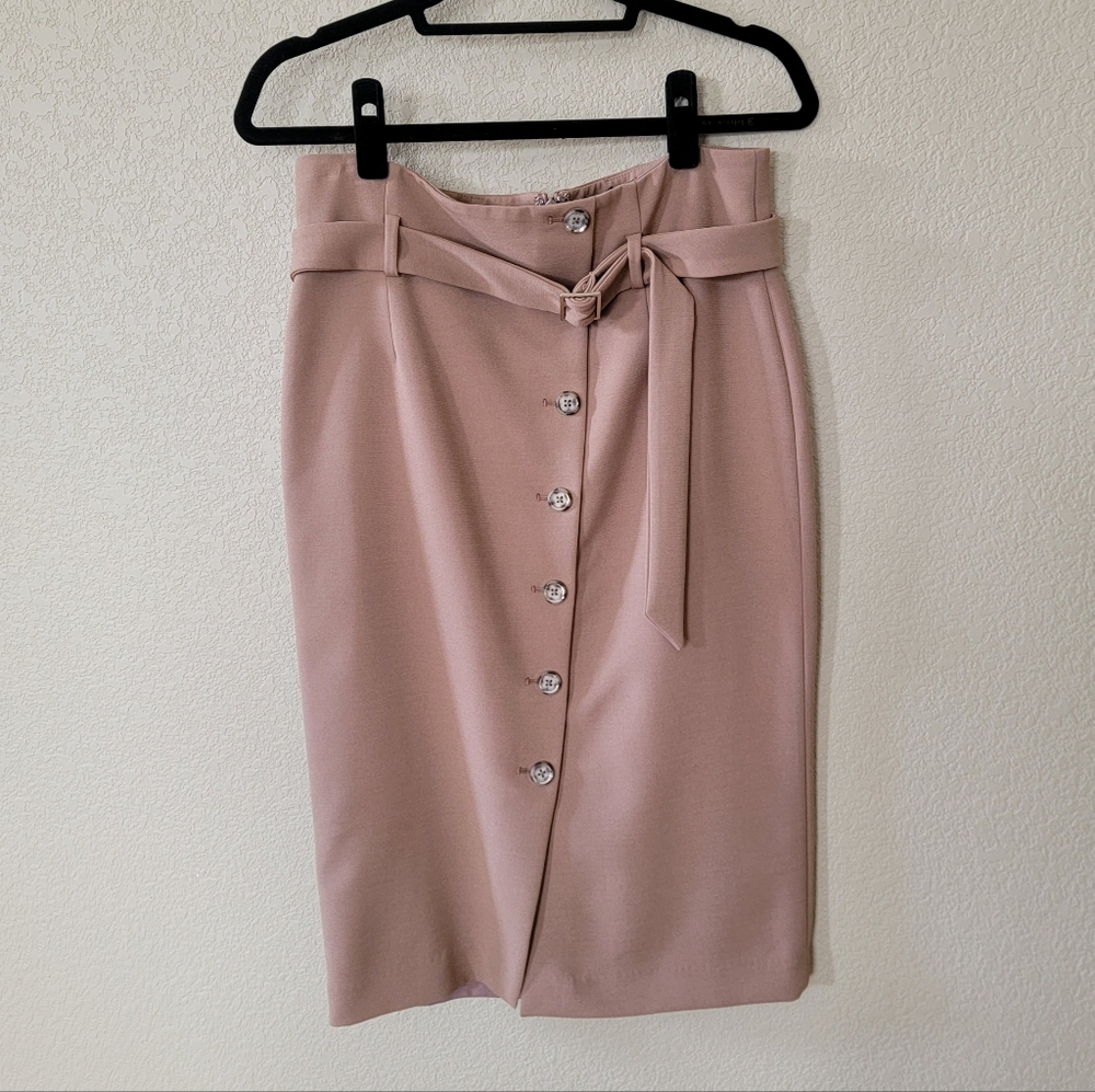 NWT White House Black Market Button-Front Pencil Skirt In Sandalwood, Size 10